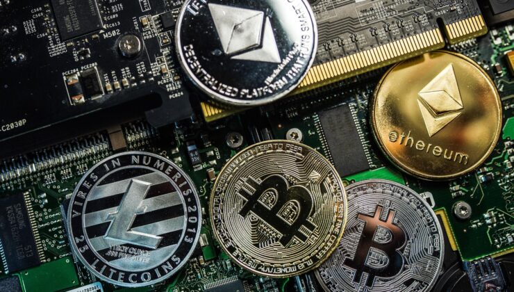 Bitcoin’de Sert Düşüş Sürüyor: Dört Ayın En Düşük Düzeyinde