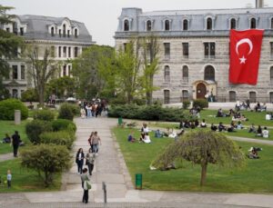 Boğaziçi Üniversitesi’nden Dereceli Öğrencilere Aylık Nakdi Burs Desteği!