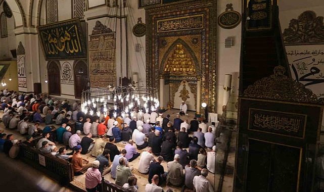 Bursa Valisi Demirtaş’tan Ulu Cami’de Bayramlaşma