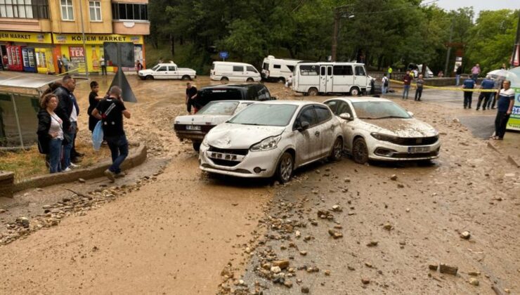 Bursa’da Can Pazarı: Araçlar Sele Kapıldı, Meskenleri Su Bastı