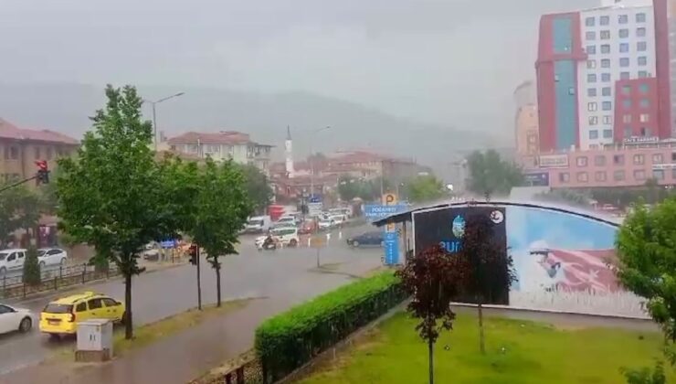 Bursa’yı Sağanak ve Dolu Vurdu