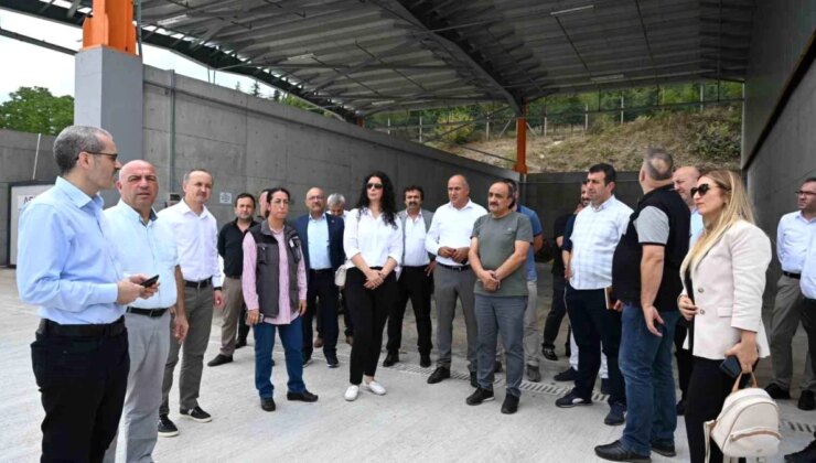 Büyükşehir Belediyesi ve İzaydaş, Atık Yönetimi Toplantısı Gerçekleştirdi