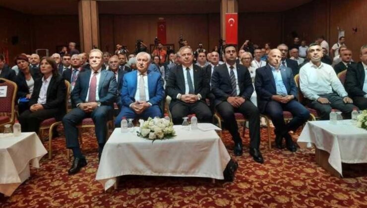 CHP’den Orman Yangınlarıyla Mücadele Toplantısı… CHP’li Zeybek: Yanlış Bir Tartışmayı Çözememiş 20 Yıllık Bir İktidarla Mücadele Ediyoruz