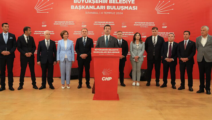 CHP’li Büyükşehir Belediye Liderleri İstanbul’da Buluştu