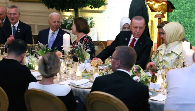 Cumhurbaşkanı Erdoğan ve Eşi, ABD Başkanı Biden’ın Verdiği Resmi Yemeğe Katıldı