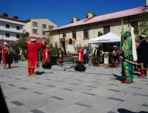 Dede Korkut 28. Uluslararası Kültür ve Sanat Şölenlerine Mehteran Grubu Konseriyle Renk Kattı