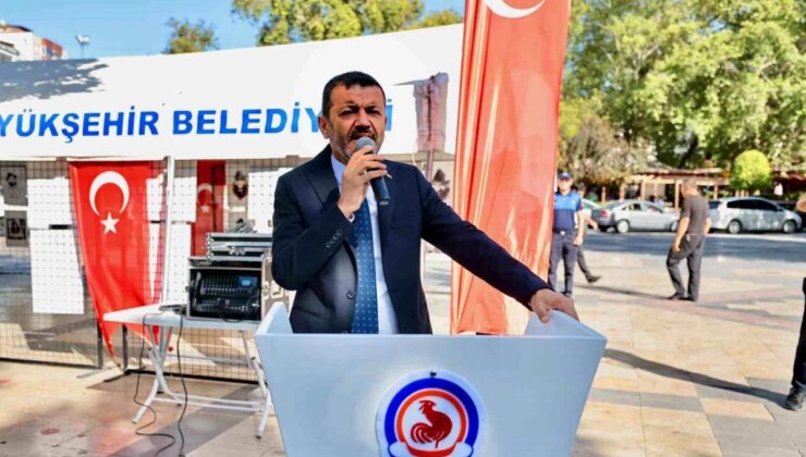 Denizli Büyükşehir Belediye Başkanı Bülent Nuri Çavuşoğlu, Toplumsal Kutuplaşmaya Dikkat Çekti