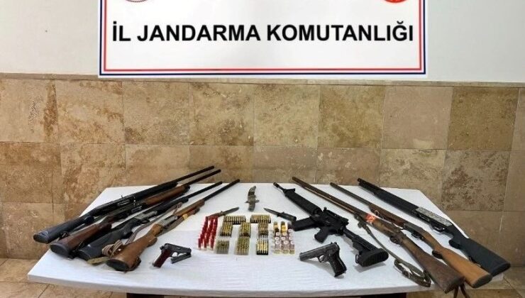 Denizli’de Silah Kaçakçılığı Operasyonu: 8 Gözaltı