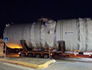 Dev Sıvı Tankı 40 Kilometreyi Üç Günde İlerledi