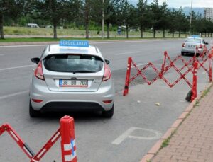 Direksiyon İmtihanında Değişiklik: U Dönüşü Hareketi Gündemde