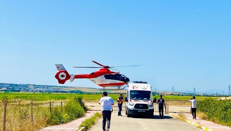 Diyarbakır’da Kalça Kemiği Kırılan Kişi Ambulans Helikopterle Hastaneye Ulaştırıldı