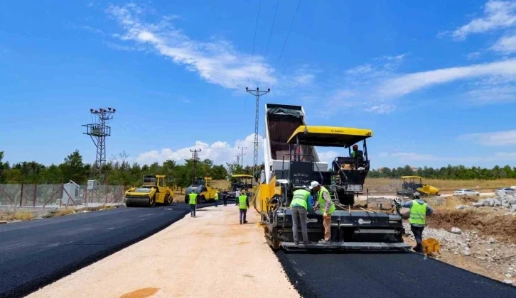 Diyarbakır’da Teknokent İmar Yolu Asfaltlanıyor