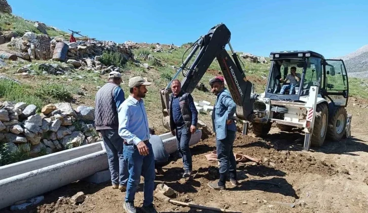 Doğanşehir’de Yayladaki Hayvanlar Unutulmadı