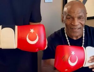 Dünyaca Ünlü Boksör Mike Tyson’dan Avusturya Karşısında Türkiye’ye Destek