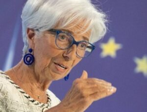 Ecb/Lagarde: Ecb Gelecek Değerlendirmede Enflasyon Maksadını ve Noktasal Grafiği Tartışmayacak