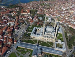 Edirne’de Ev Sahipleri Evlerini Kiraya Vermek İçin Öğrencileri Bekliyor