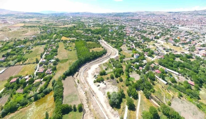 Elazığ’da Taşkın Koruma İnşaat Çalışmaları Sürüyor