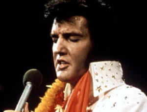 Elvis’in Eşyalarını Satan Müzayede Evine ‘Sahtecilik’ Suçlaması