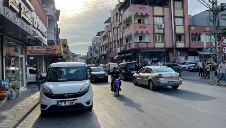 Enişte ve Eski İş Ortağı Kayınbiraderlerinin Hasımlığı Kanlı Bitti: 1 Ölü, 2 Yaralı