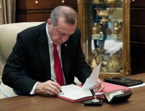 Erdoğan’ın Birçok Kurum ve Bakanlığa Atama ve Görevden Alma Kararları Resmî Gazete’de