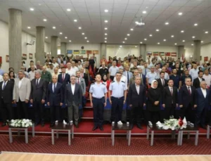 Erü’de “15 Temmuz Milletin Zaferi ve FETÖ Terör Örgütü” Bahisli Konferans Düzenlendi