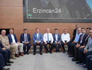 Erzincan’da Bin Kişiye Aşure İkramı