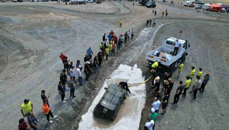 Erzincan’da Düzenlenen Off-Road Yarışları