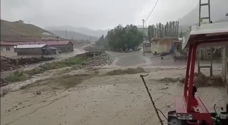 Erzurum’un Horasan İlçesinde Şiddetli Sağanak Sonrası Sel Felaketi