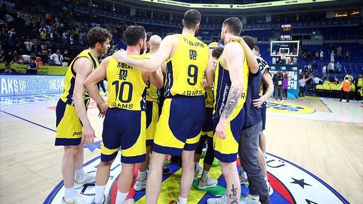 Fenerbahçe’de Bir Ayrılık Daha! Resmen Açıklandı