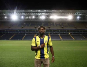 Fenerbahçe’nin 4. Fransız Futbolcusu Allan Saint-Maximin