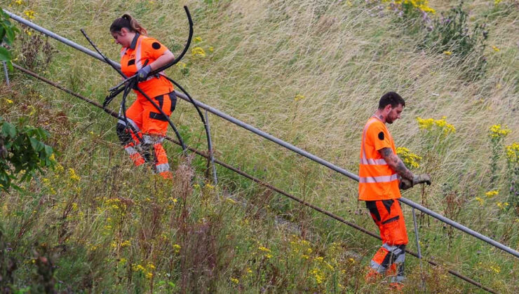 Fransa’da Şimdi de Telekom Ağlarına ‘Sabotaj’ İddiası