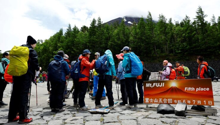 Fuji Dağı’nda Kalabalık Tedbiri: Yeni Tırmanış Fiyatları Getirdi