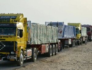 Gazze’ye Giden Yardımlar, Refah Sınırında Bekliyor