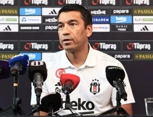 Giovanni Van Bronckhorst: Galatasaray Maçına En İyi Şekilde Hazırlanıyoruz