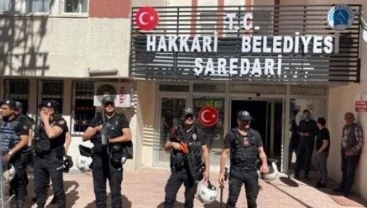 Hakkari Belediyesi’nde Dem Partili Meclis Üyelerine Polis Engeli!