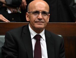 Halk Mehmet Şimşek’i Beğenmiyor