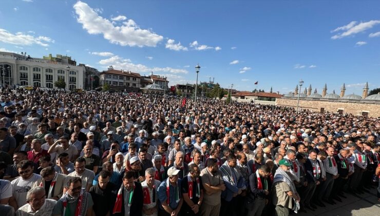 Heniyye İçin Türkiye’nin Birçok Vilayetinde Gıyabi Cenaze Namazı Kılındı