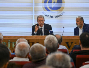 Hulusi Akar: ‘Fetö’cüler Yurtdışında Kollanıyor, Oradan Dijiteröristlik Yapıyorlar