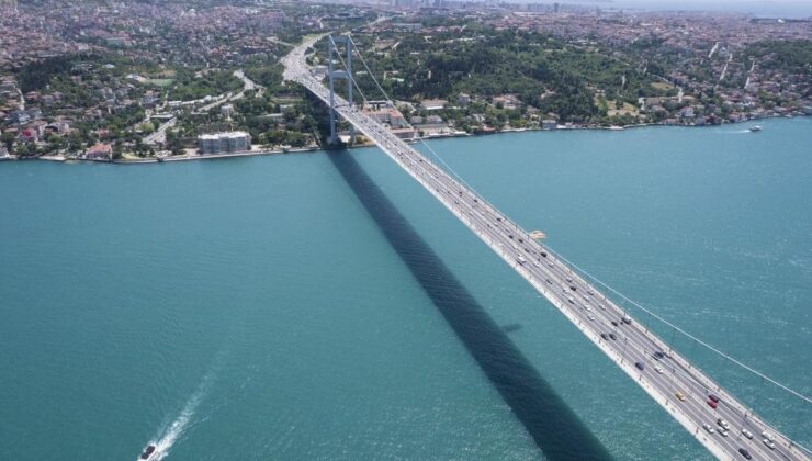 İstanbul Boğazı’nda Trafik Geçici Olarak Durduruldu