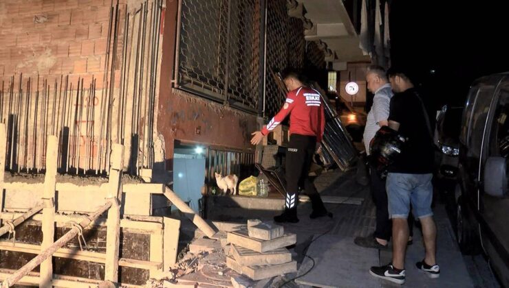 İstanbul’da Çatlaklar Oluşan 6 Katlı Bina Boşaltıldı