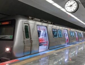 İstanbul’da Metro Seferlerine Konser Düzenlemesi