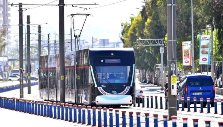 İzmir’de 15 Temmuz Demokrasi ve Milli Birlik Günü’nde Ulaşımda İndirim