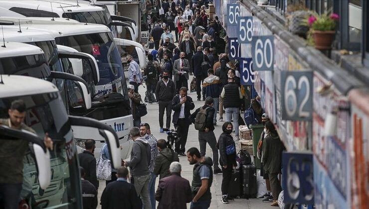 İzmir’in Dev Otobüs Firması Geride Büyük Bir Soru İşareti Bırakarak Daldan Çekildi