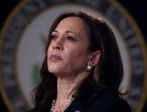 Kamala Harris’in Başkan Yardımcısı Adayı Kim Olacak? Üç İsim Öne Çıktı