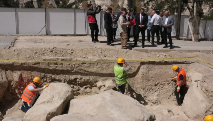 Kapadokya’da İlk Kez Kayadan Oyma Mezar Olmayan Nekropol Alana Ulaşıldı