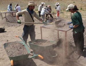 Kayalıpınar’da Tapınak İzleri: Meşhur Şavuşka Tapınağı Olabilir