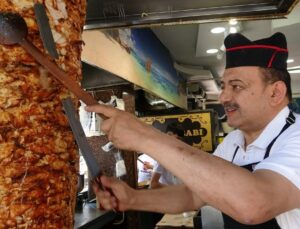 Kayseri’de Lokantacılar Gurbetçilere Özel Yüzde 10 İndirim Yaptı