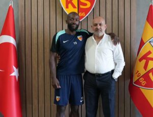 Kayserispor 2 İsimle Yeniden Anlaşma Sağladı