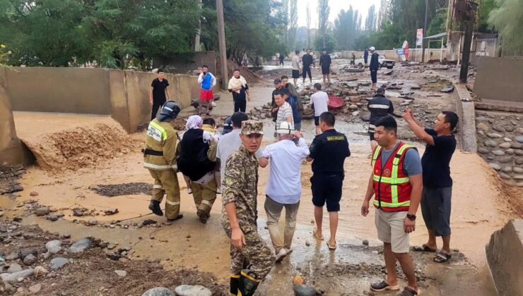 Kırgızistan’ın Oş Bölgesinde Aşırı Yağış Sele Neden Oldu