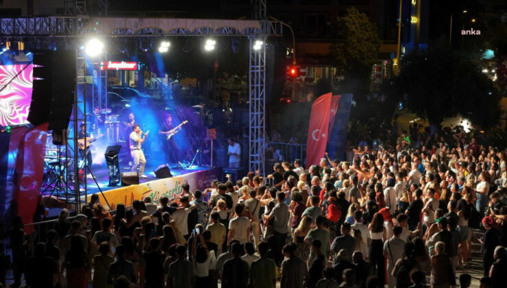 Kuşadası’nda Yaz Konserleri Devam Ediyor